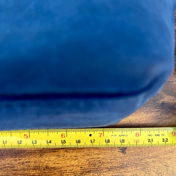 Portland Leather Goods Class Large Makeup Bag in Deepwater - Picture 6 of 7